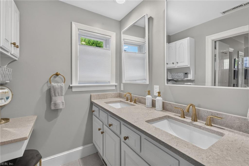 Photo 32 of 50 residential for sale in Norfolk virginia