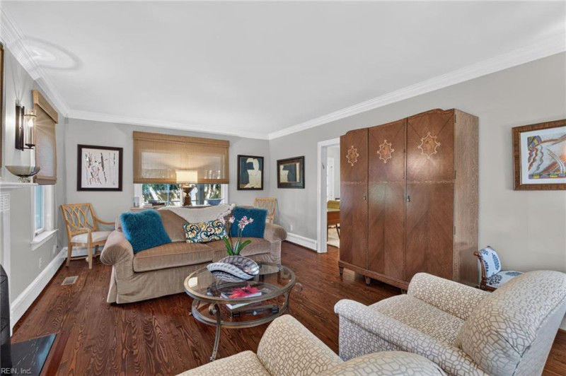 Photo 7 of 50 residential for sale in Norfolk virginia