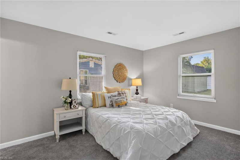 Photo 11 of 21 residential for sale in Newport News virginia