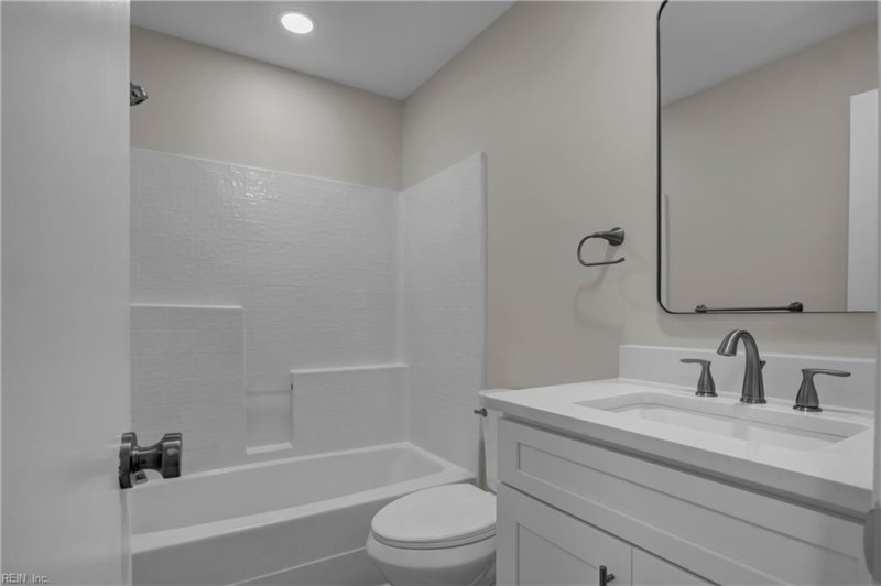 Photo 5 of 22 residential for sale in Chesapeake virginia Photo 5 of 22 residential for sale in Chesapeake virginia