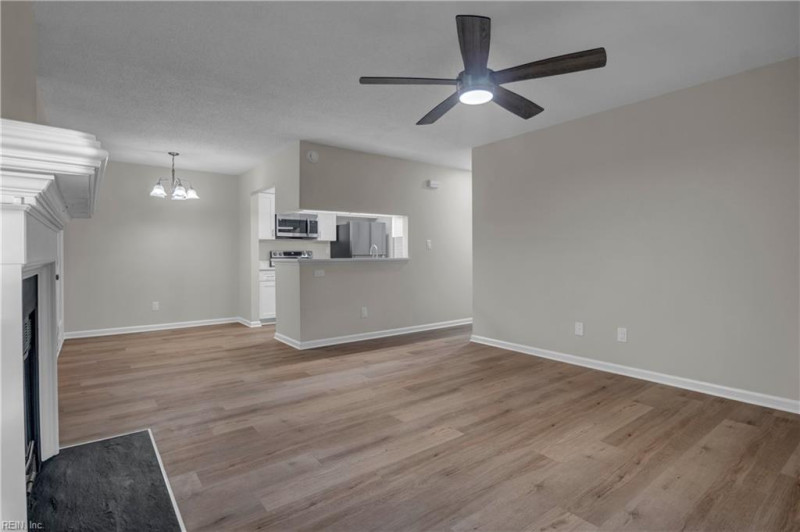 Photo 6 of 22 residential for sale in Chesapeake virginia Photo 6 of 22 residential for sale in Chesapeake virginia