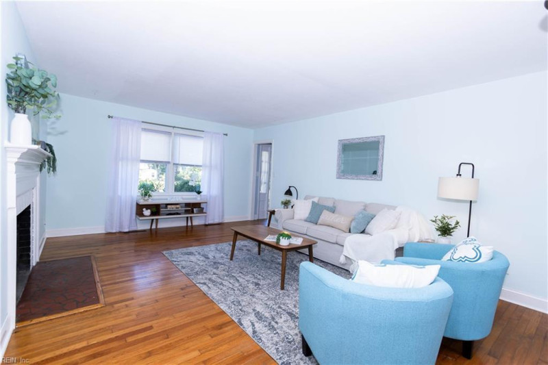 Photo 3 of 21 residential for sale in Hampton virginia