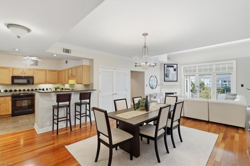 Photo 3 of 35 residential for sale in Norfolk virginia