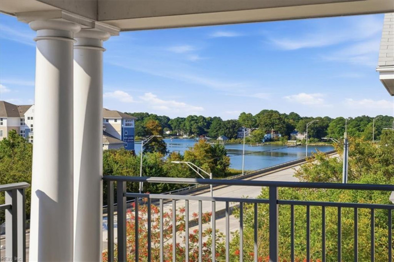 Photo 8 of 35 residential for sale in Norfolk virginia