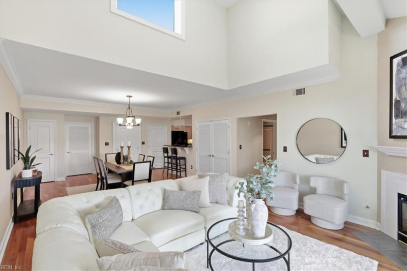 Photo 9 of 35 residential for sale in Norfolk virginia