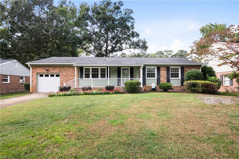 Photo 2 of 25 residential for sale in Virginia Beach virginia