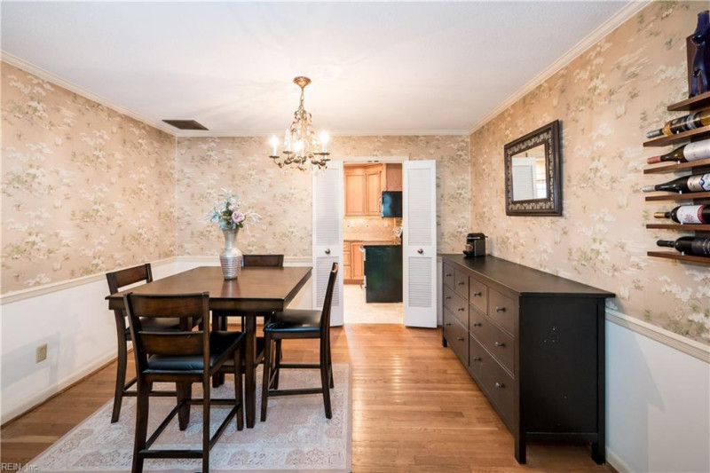 Photo 7 of 25 residential for sale in Virginia Beach virginia