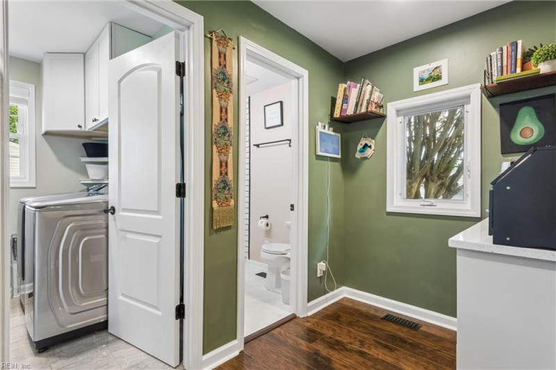 Photo 14 of 49 residential for sale in Newport News virginia