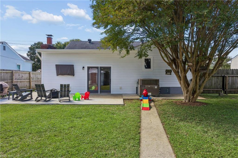 Photo 38 of 49 residential for sale in Newport News virginia