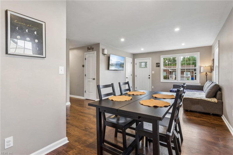 Photo 4 of 49 residential for sale in Newport News virginia