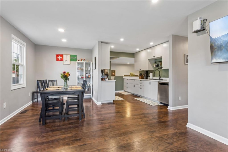 Photo 5 of 49 residential for sale in Newport News virginia