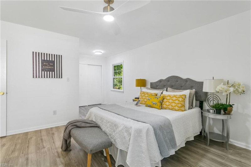 Photo 33 of 40 residential for sale in Newport News virginia