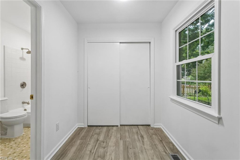 Photo 35 of 40 residential for sale in Newport News virginia