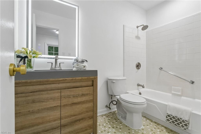 Photo 36 of 40 residential for sale in Newport News virginia