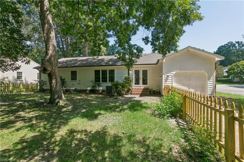 Photo 37 of 40 residential for sale in Newport News virginia
