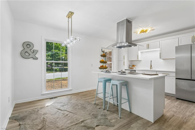 Photo 6 of 40 residential for sale in Newport News virginia