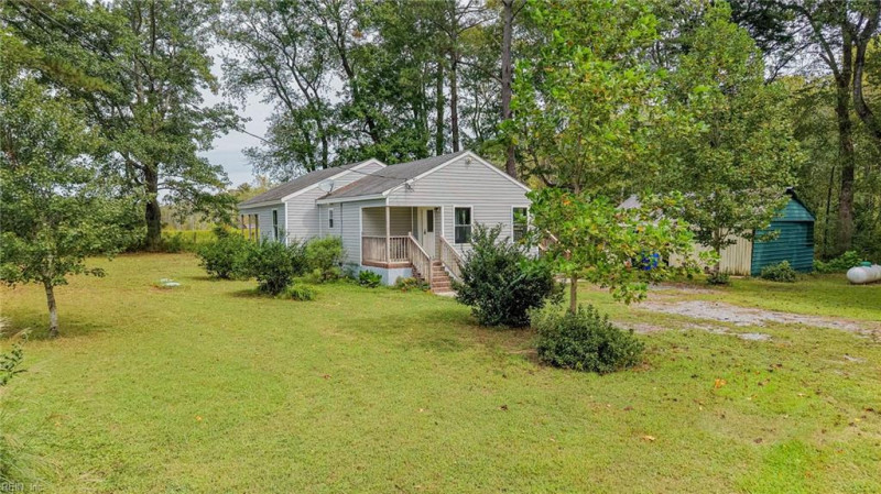 Photo 26 of 45 residential for sale in Suffolk virginia