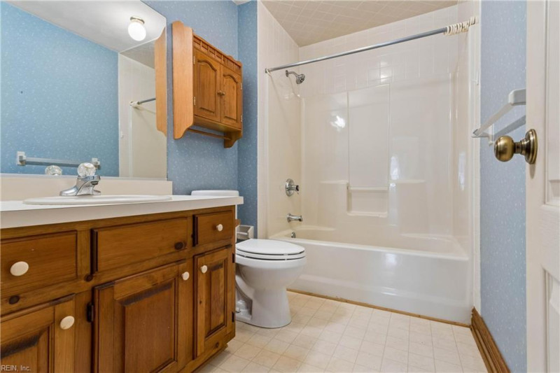 Photo 32 of 44 residential for sale in Chesapeake virginia Photo 32 of 44 residential for sale in Chesapeake virginia