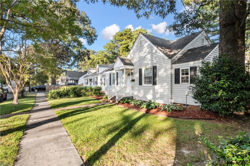 Photo 2 of 20 residential for sale in Norfolk virginia