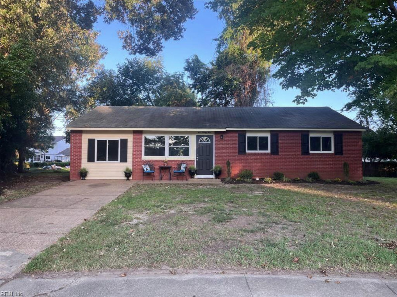 Photo 1 of 18 residential for sale in Hampton virginia