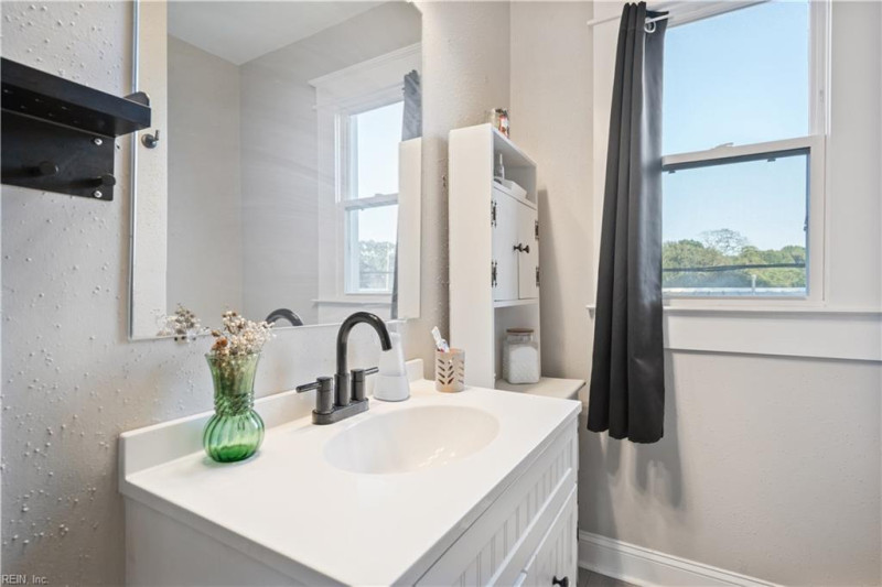 Photo 25 of 43 residential for sale in Norfolk virginia Photo 25 of 43 residential for sale in Norfolk virginia