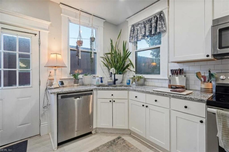 Photo 6 of 43 residential for sale in Norfolk virginia Photo 6 of 43 residential for sale in Norfolk virginia