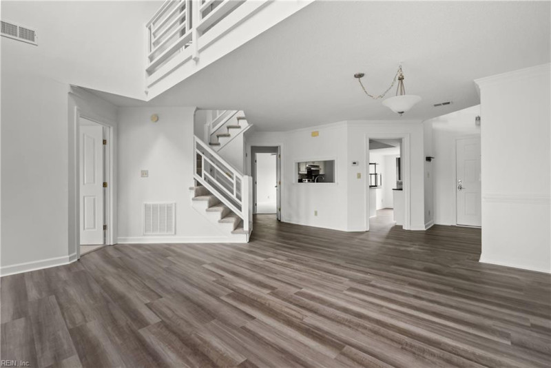 Photo 11 of 37 residential for sale in Hampton virginia