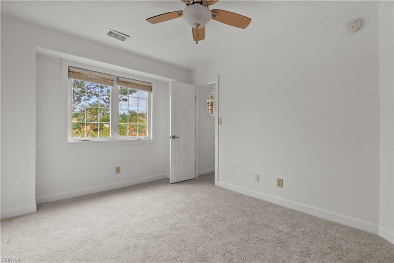 Photo 22 of 37 residential for sale in Hampton virginia