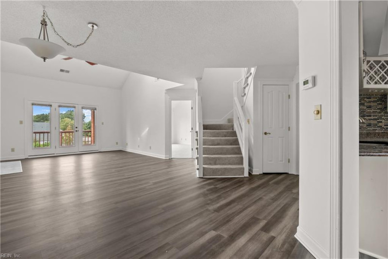 Photo 5 of 37 residential for sale in Hampton virginia