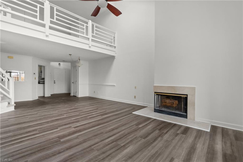Photo 9 of 37 residential for sale in Hampton virginia