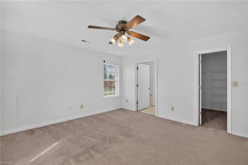 Photo 11 of 29 residential for sale in Suffolk virginia