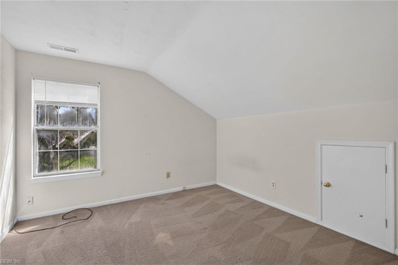 Photo 18 of 29 residential for sale in Suffolk virginia