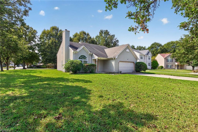 Photo 19 of 29 residential for sale in Suffolk virginia