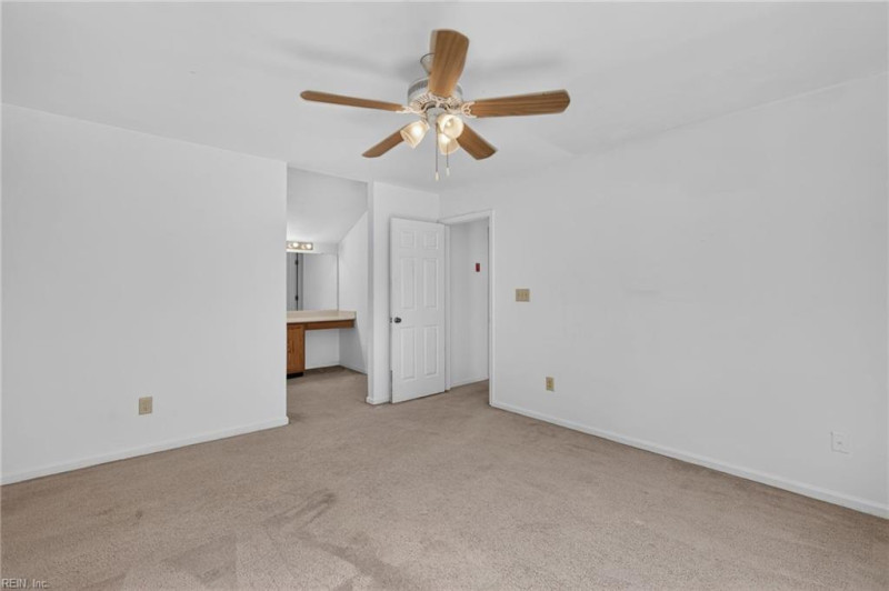 Photo 21 of 29 residential for sale in Suffolk virginia