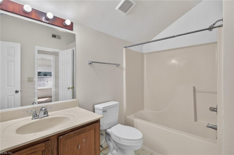 Photo 23 of 29 residential for sale in Suffolk virginia