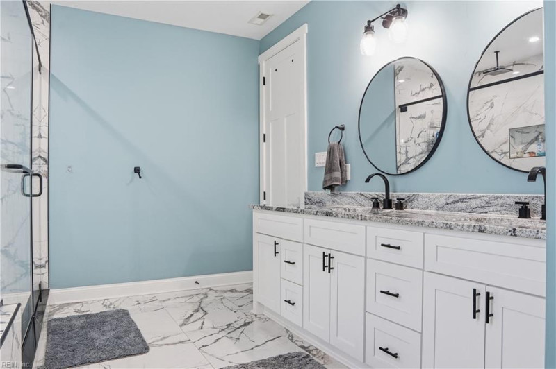 Photo 25 of 44 residential for sale in Newport News virginia