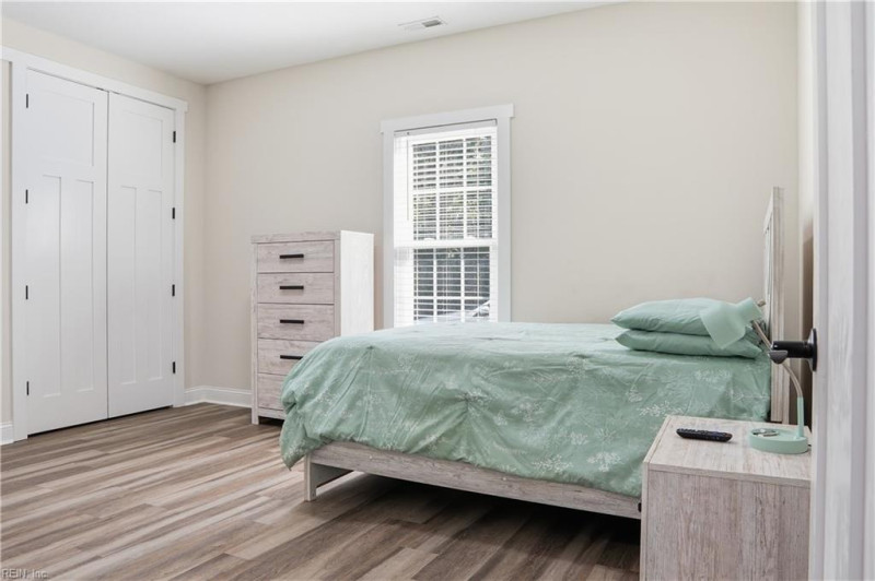 Photo 28 of 44 residential for sale in Newport News virginia