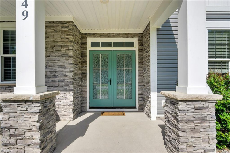 Photo 4 of 44 residential for sale in Newport News virginia