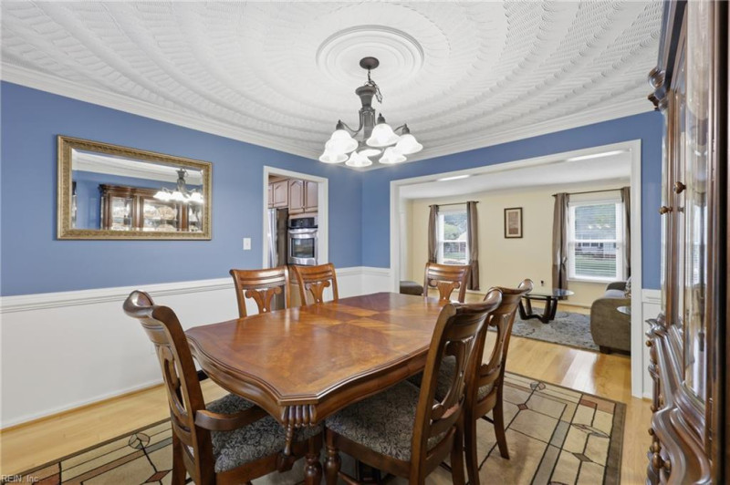 Photo 20 of 46 residential for sale in Chesapeake virginia
