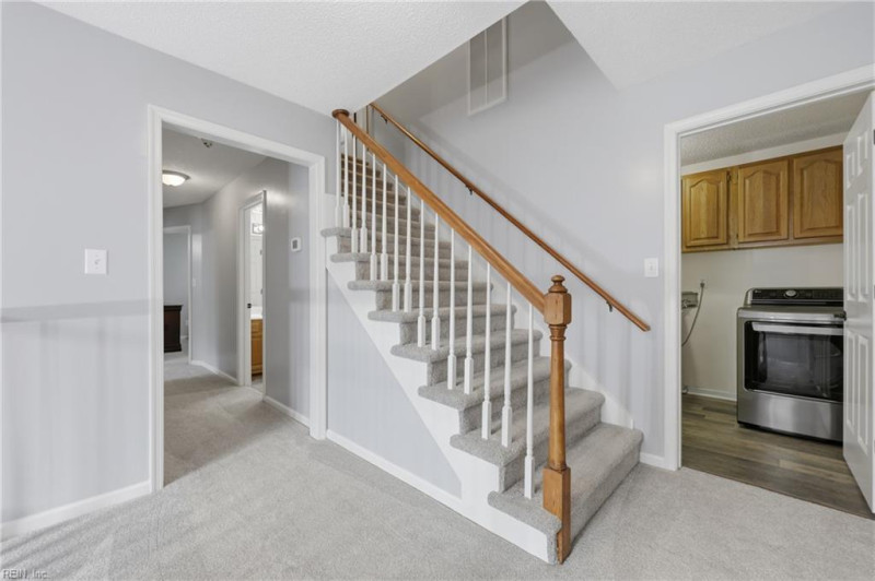 Photo 21 of 46 residential for sale in Chesapeake virginia