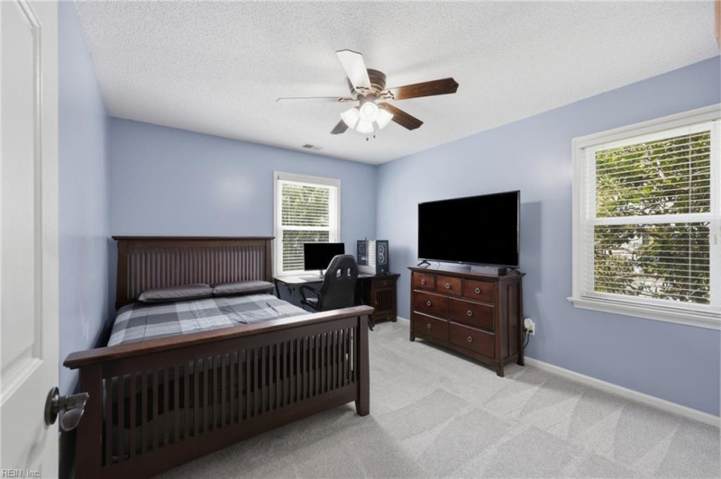Photo 32 of 46 residential for sale in Chesapeake virginia