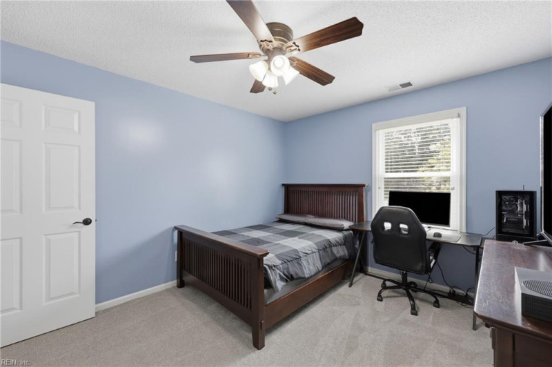 Photo 33 of 46 residential for sale in Chesapeake virginia