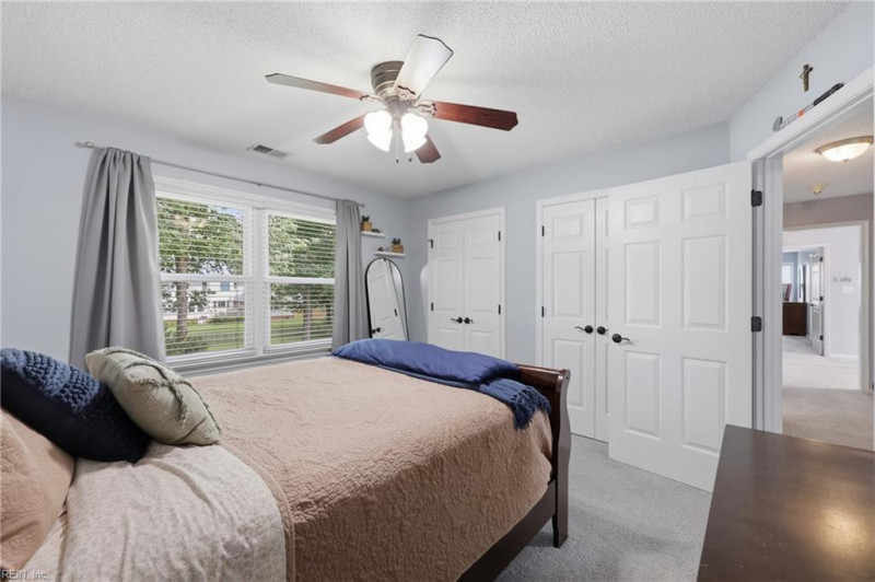 Photo 35 of 46 residential for sale in Chesapeake virginia