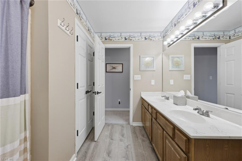 Photo 36 of 46 residential for sale in Chesapeake virginia
