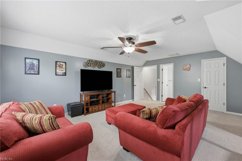 Photo 38 of 46 residential for sale in Chesapeake virginia