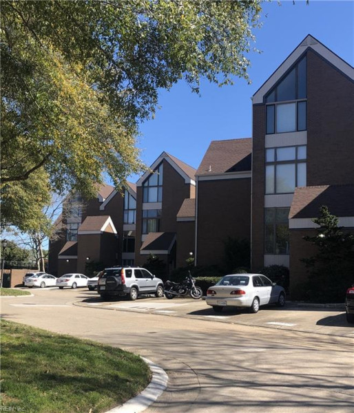 Photo 13 of 16 residential for sale in Norfolk virginia