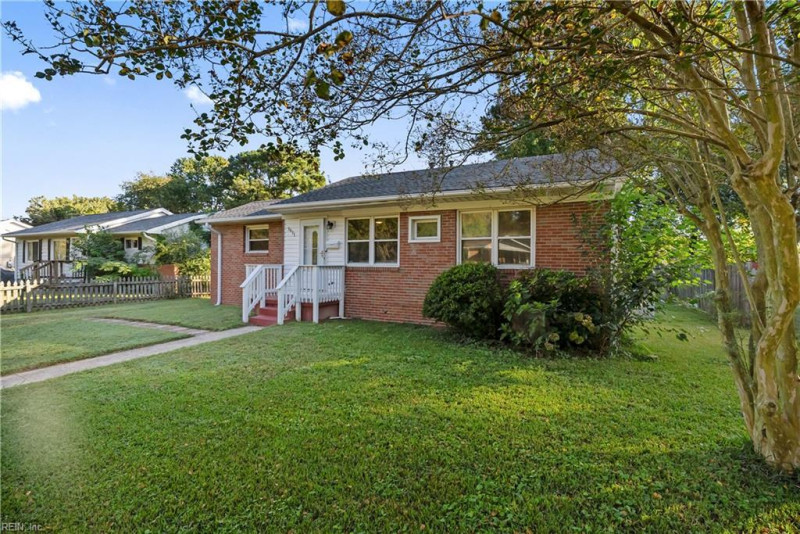 Photo 2 of 38 residential for sale in Portsmouth virginia Photo 2 of 38 residential for sale in Portsmouth virginia