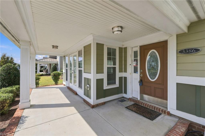 Photo 4 of 50 residential for sale in Suffolk virginia