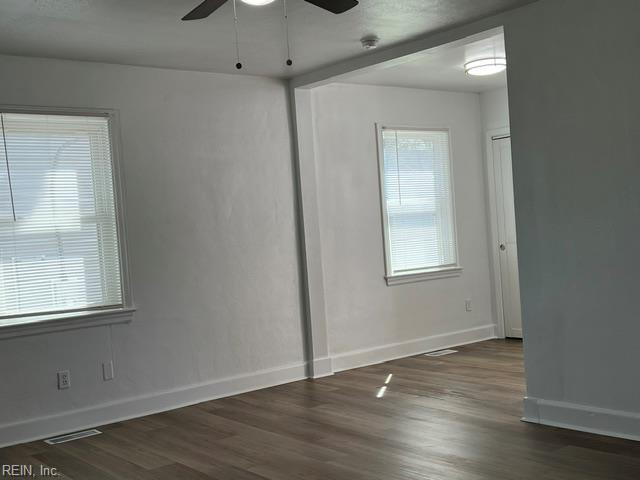 Photo 10 of 39 residential for sale in Hampton virginia