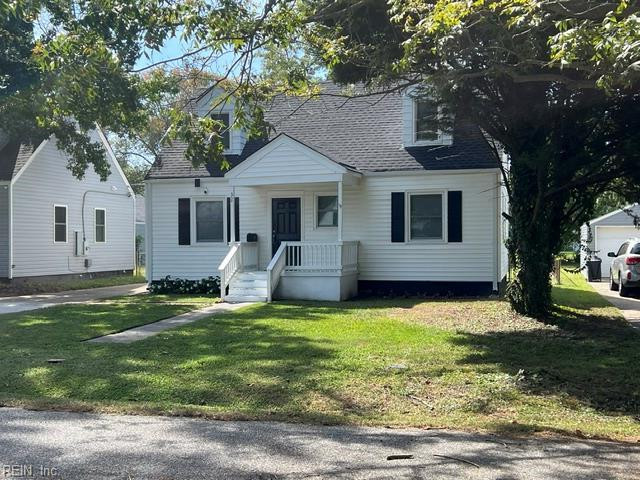 Photo 2 of 39 residential for sale in Hampton virginia